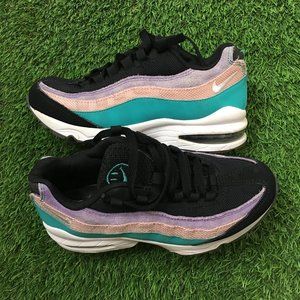 Nike Air Max 95 nikeday size 5Y / 6.5 Womens